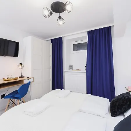 Apartment Stu Theater Underground Syrokomli By Renters Krakow